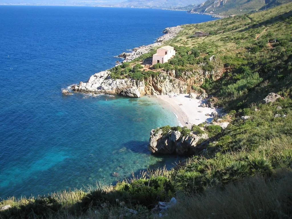 Cialoma Home Holiday Scopello
